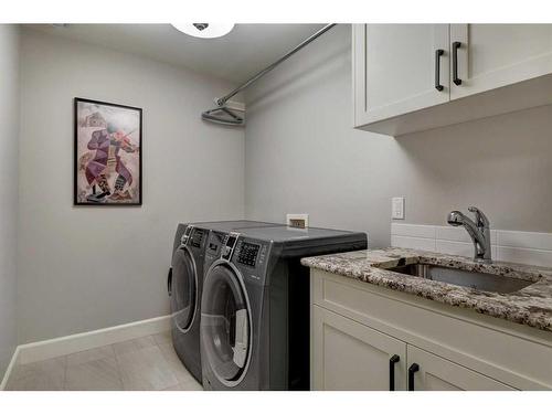 3120 5A Street Nw, Calgary, AB - Indoor Photo Showing Laundry Room