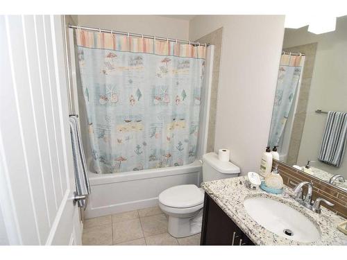 48 Sherwood Gate Nw, Calgary, AB - Indoor Photo Showing Bathroom