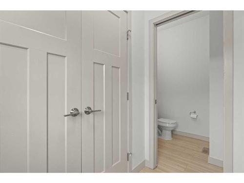 374 Evanston Way Nw, Calgary, AB - Indoor Photo Showing Bathroom