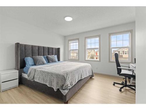 374 Evanston Way Nw, Calgary, AB - Indoor Photo Showing Bedroom