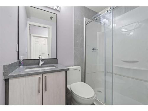 374 Evanston Way Nw, Calgary, AB - Indoor Photo Showing Bathroom