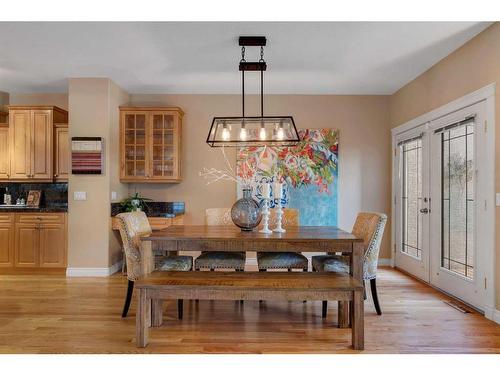 2540 7 Avenue Nw, Calgary, AB - Indoor Photo Showing Dining Room