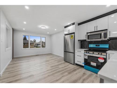 275 Rundlecairn Road Ne, Calgary, AB - Indoor Photo Showing Kitchen