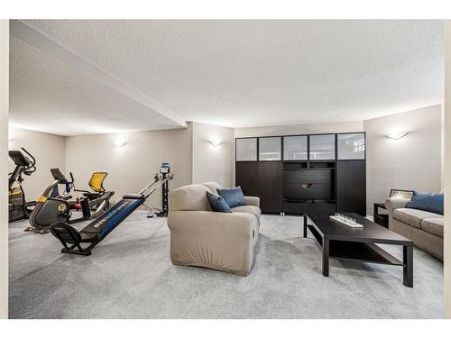 334 Hawkview Manor Circle Nw, Calgary, AB 