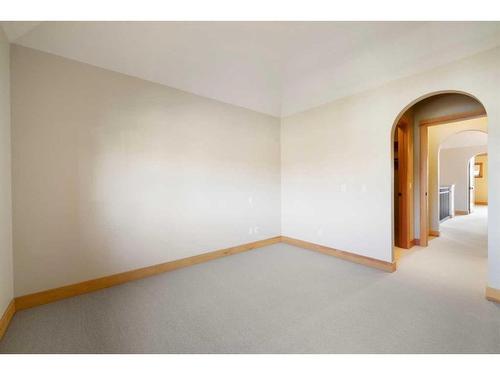 2237 20 Avenue Sw, Calgary, AB - Indoor Photo Showing Other Room