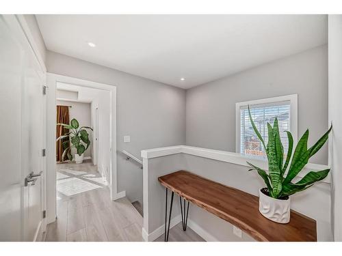 480 West Lakeview Drive, Chestermere, AB - Indoor Photo Showing Other Room