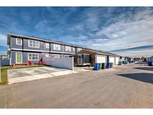 480 West Lakeview Drive, Chestermere, AB - Outdoor