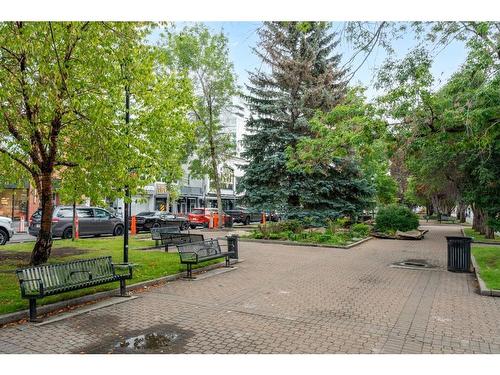 307-1235 13 Avenue Sw, Calgary, AB - Outdoor