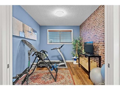 86 Nolancliff Crescent Nw, Calgary, AB - Indoor Photo Showing Gym Room