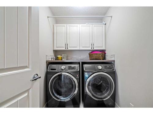 86 Nolancliff Crescent Nw, Calgary, AB - Indoor Photo Showing Laundry Room