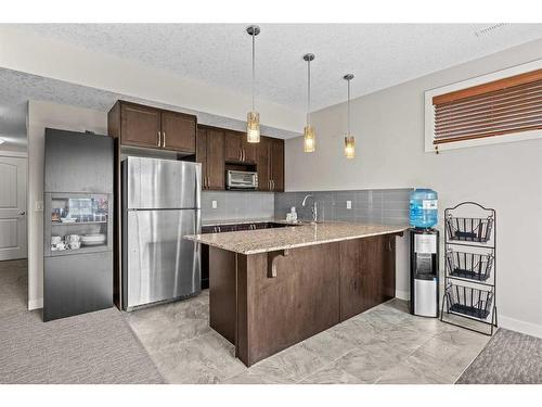 86 Nolancliff Crescent Nw, Calgary, AB - Indoor Photo Showing Kitchen