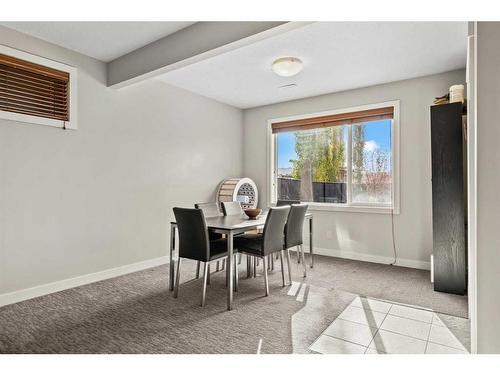 86 Nolancliff Crescent Nw, Calgary, AB - Indoor Photo Showing Dining Room