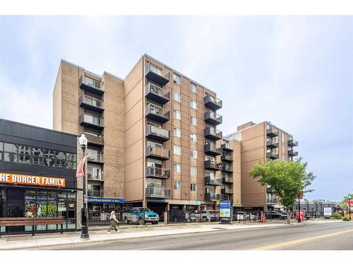 220-519 17 Avenue Sw, Calgary, AB - Outdoor With Balcony With Facade