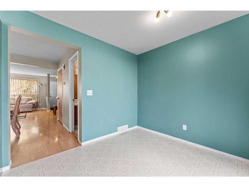 278 Martindale Boulevard Ne, Calgary, AB - Indoor Photo Showing Other Room