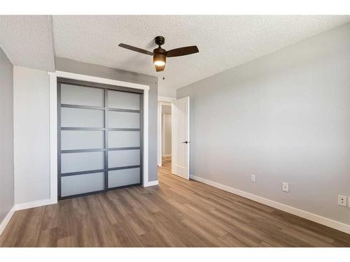 514-9800 Horton Road Sw, Calgary, AB - Indoor Photo Showing Other Room