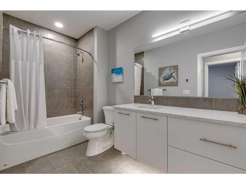 74 Clear Creek Place, Rural Rocky View County, AB - Indoor Photo Showing Bathroom