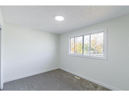 728 Aboyne Way Ne, Calgary, AB - Indoor Photo Showing Other Room