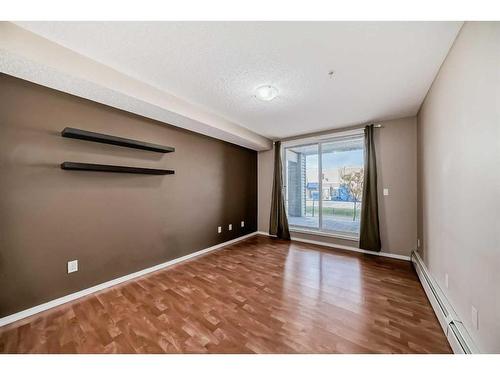 1104-10 Prestwick Bay Se, Calgary, AB - Indoor Photo Showing Other Room