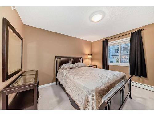 514-777 3 Avenue Sw, Calgary, AB - Indoor Photo Showing Bedroom