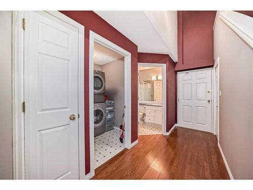 514-777 3 Avenue Sw, Calgary, AB - Indoor Photo Showing Laundry Room