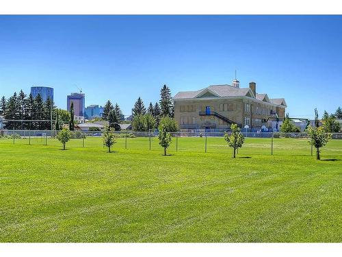 1143 Richland Road Ne, Calgary, AB - Outdoor