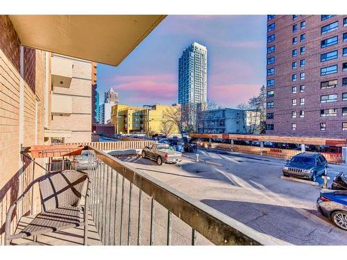 208-1025 14 Avenue Sw, Calgary, AB - Outdoor