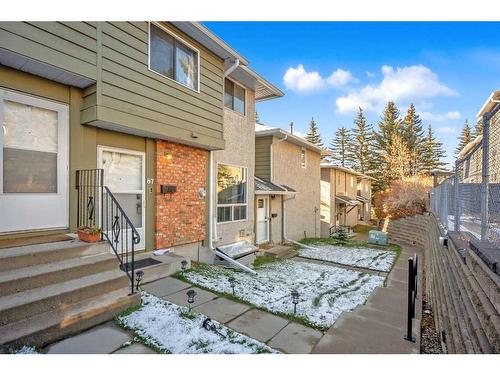 87-6915 Ranchview Drive Nw, Calgary, AB - Outdoor