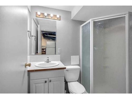 87-6915 Ranchview Drive Nw, Calgary, AB - Indoor Photo Showing Bathroom