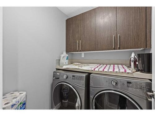 111 Sherview Grove Nw, Calgary, AB - Indoor Photo Showing Laundry Room