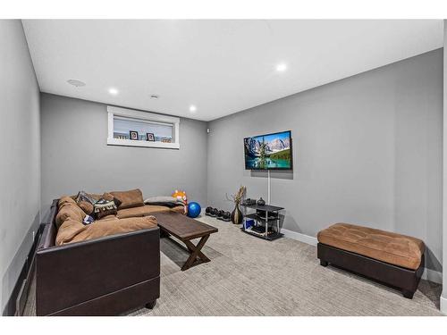 111 Sherview Grove Nw, Calgary, AB - Indoor