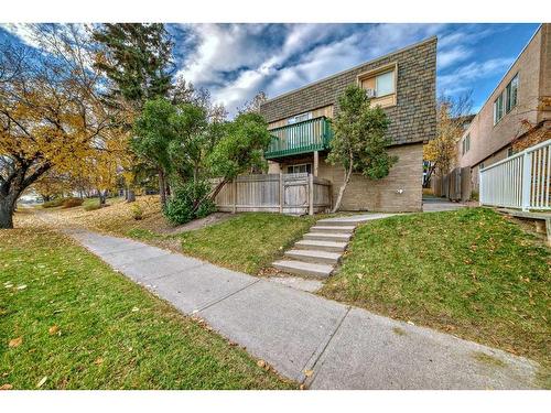 6-6819 Centre Street Nw, Calgary, AB - Outdoor