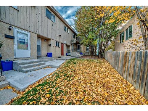 6-6819 Centre Street Nw, Calgary, AB - Outdoor