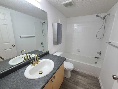 4319-4975 130 Avenue Se, Calgary, AB - Indoor Photo Showing Bathroom