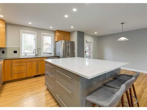 308 Silvergrove Bay Nw, Calgary, AB - Indoor Photo Showing Kitchen With Upgraded Kitchen