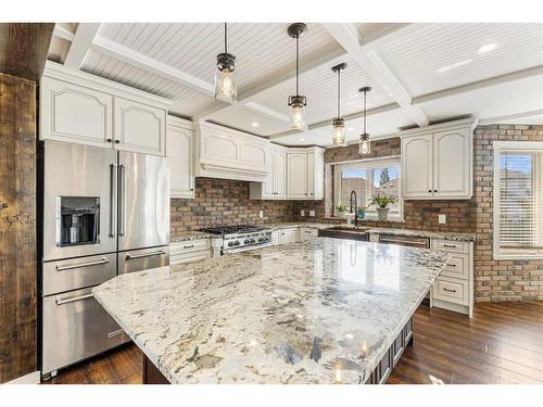 311 Hawkland Place Nw, Calgary, AB - Indoor Photo Showing Kitchen With Stainless Steel Kitchen With Upgraded Kitchen