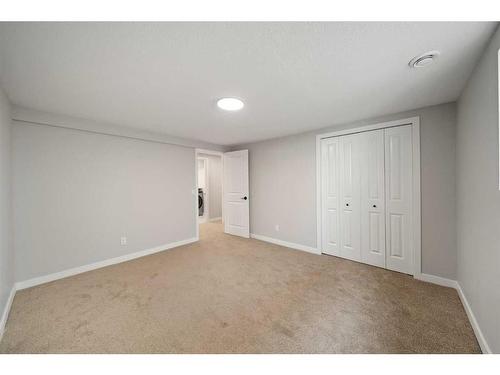 343 Weddenburn Road Se, Calgary, AB - Indoor Photo Showing Other Room