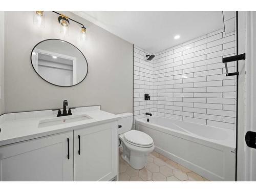 343 Weddenburn Road Se, Calgary, AB - Indoor Photo Showing Bathroom