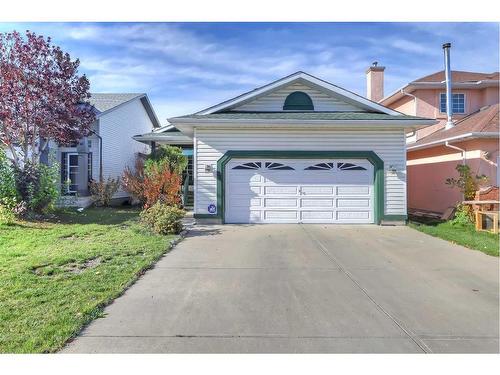 24 Del Ray Place Ne, Calgary, AB - Outdoor