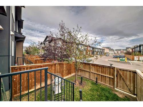 136 Red Embers Gate Ne, Calgary, AB 