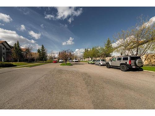 2112-20 Harvest Rose Park Ne, Calgary, AB - Outdoor