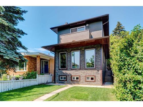 2213 26A Street Sw, Calgary, AB - Outdoor