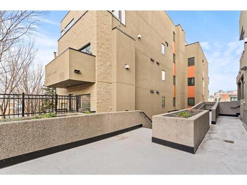 101-1818 14 Street Sw, Calgary, AB - Outdoor With Exterior