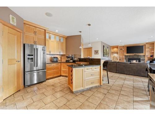 71 Kincora View Nw, Calgary, AB - Indoor Photo Showing Kitchen