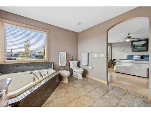 71 Kincora View Nw, Calgary, AB - Indoor Photo Showing Bathroom