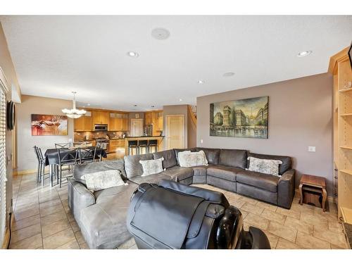 71 Kincora View Nw, Calgary, AB - Indoor Photo Showing Living Room