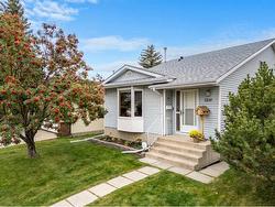 1231 Sandpiper Road NW Calgary, AB T3K 3E1