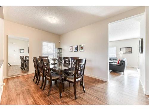 113 Everhollow Rise Sw, Calgary, AB - Indoor Photo Showing Dining Room