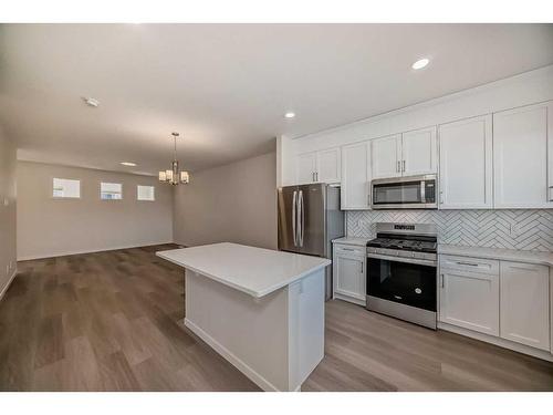 48 Wolf Creek Gardens Se, Calgary, AB 