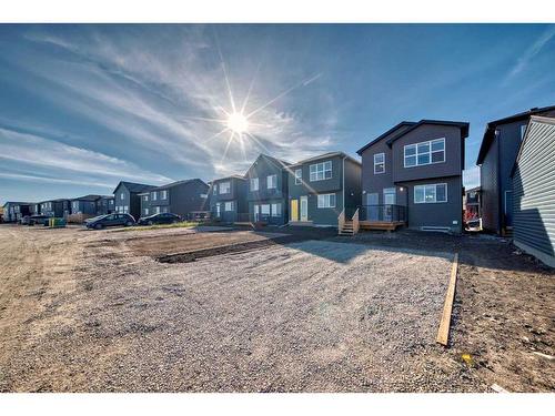 48 Wolf Creek Gardens Se, Calgary, AB 