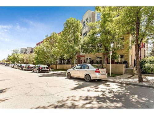 320-315 24 Avenue Sw, Calgary, AB - Outdoor